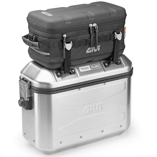 GIVI UT807C - 20LTR CARGO BAG - Image 4