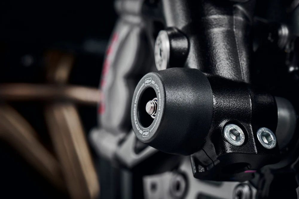 Evotech Front Spindle Bobbins - Triumph Street Triple 765 RS (2023+) 3 Evotech Front Spindle Bobbins - Triumph Street Triple 765 RS (2023+) - Image 3