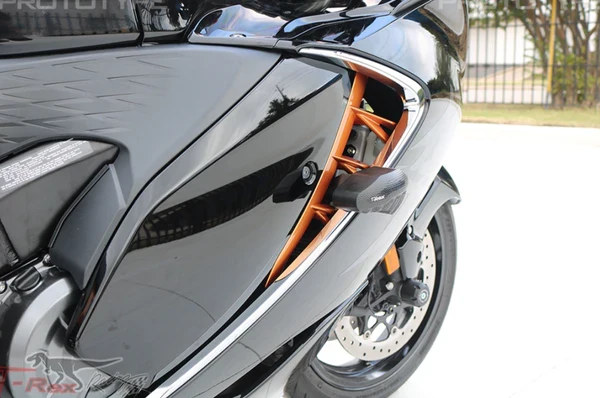 T-Rex Frame Slider for Hayabusa Gen 3 - 2026 4 T-rex Frame slider for Haybusa